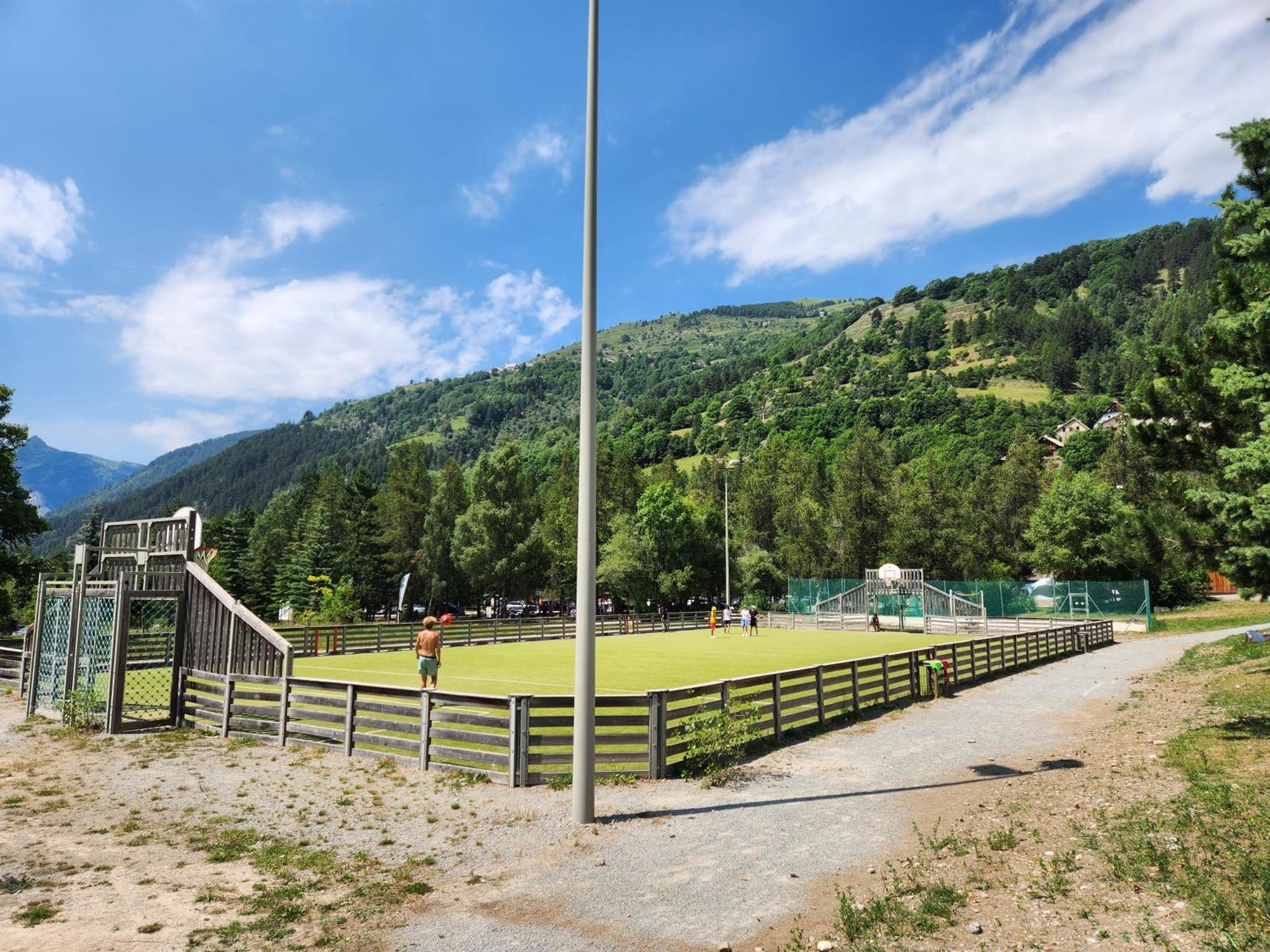 Appartement T3 Avec Jardin Proche Village Saint-Bonnet-en-Champsaur Buitenkant foto