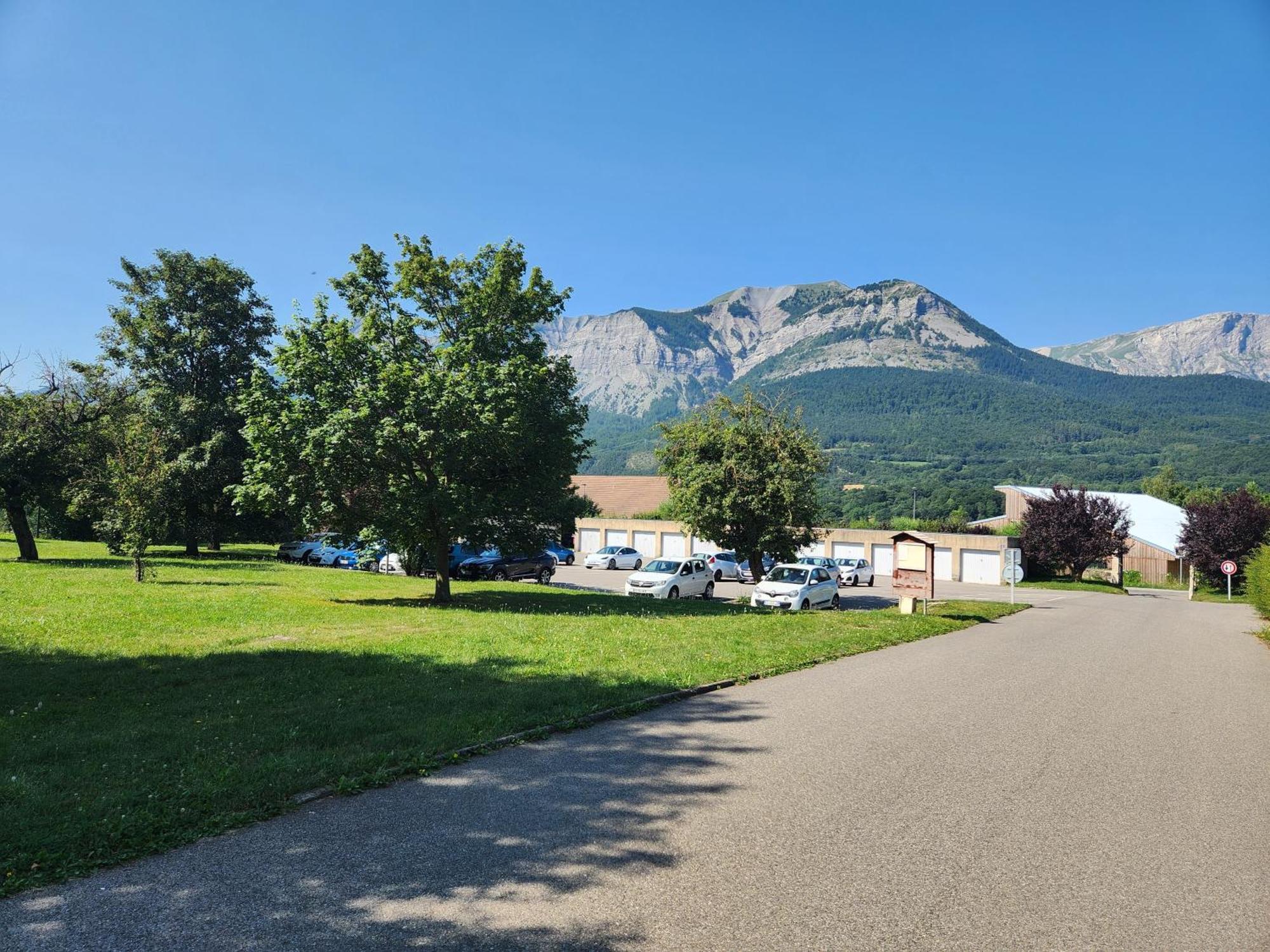 Appartement T3 Avec Jardin Proche Village Saint-Bonnet-en-Champsaur Buitenkant foto