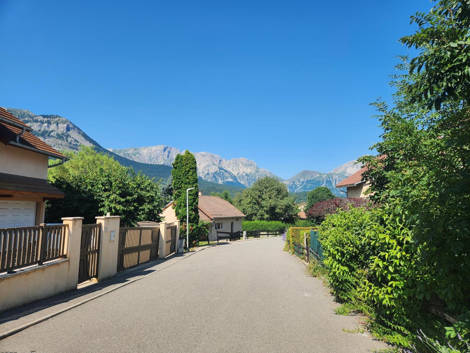 Appartement T3 Avec Jardin Proche Village Saint-Bonnet-en-Champsaur Buitenkant foto